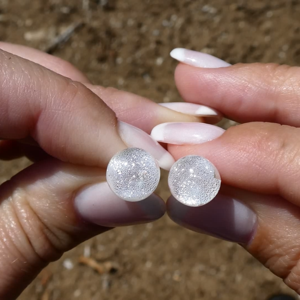 EARRINGS IRIDESCENT WHITE | ECLIPSE | STUD | REFLET