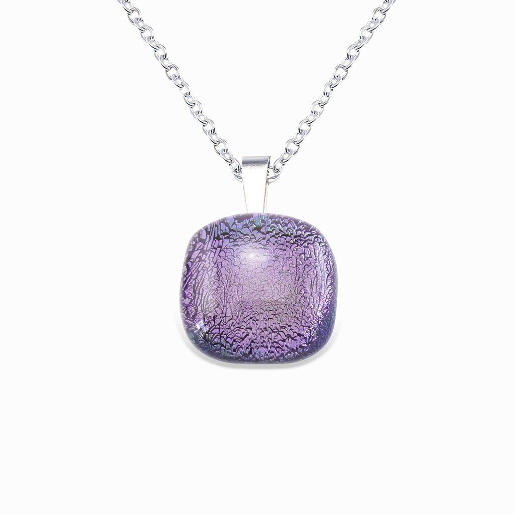NECKLACE VIOLET ~ EMERALD | SQUIRCLE | REFLET[proNECKLACE VIOLET ~ EMERALDduct_vendor]MicrocosmosPRODUCT INFORMATION

Exlusive Microcosmoses Glass Reflet
Bead size length: 14 mm / 0.55" |  width: 14 mm / 0.55"

Base chain: Sterling Silver 925 ~ Stainless Steel 
NECKLACE