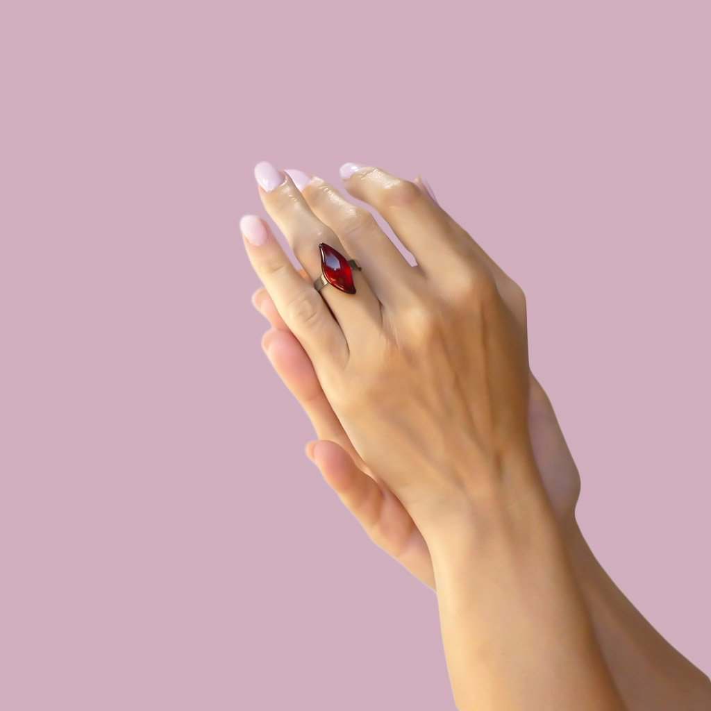 Microcosmoses RINGS GLASS REFLET RING RED | ALMOND | REFLET